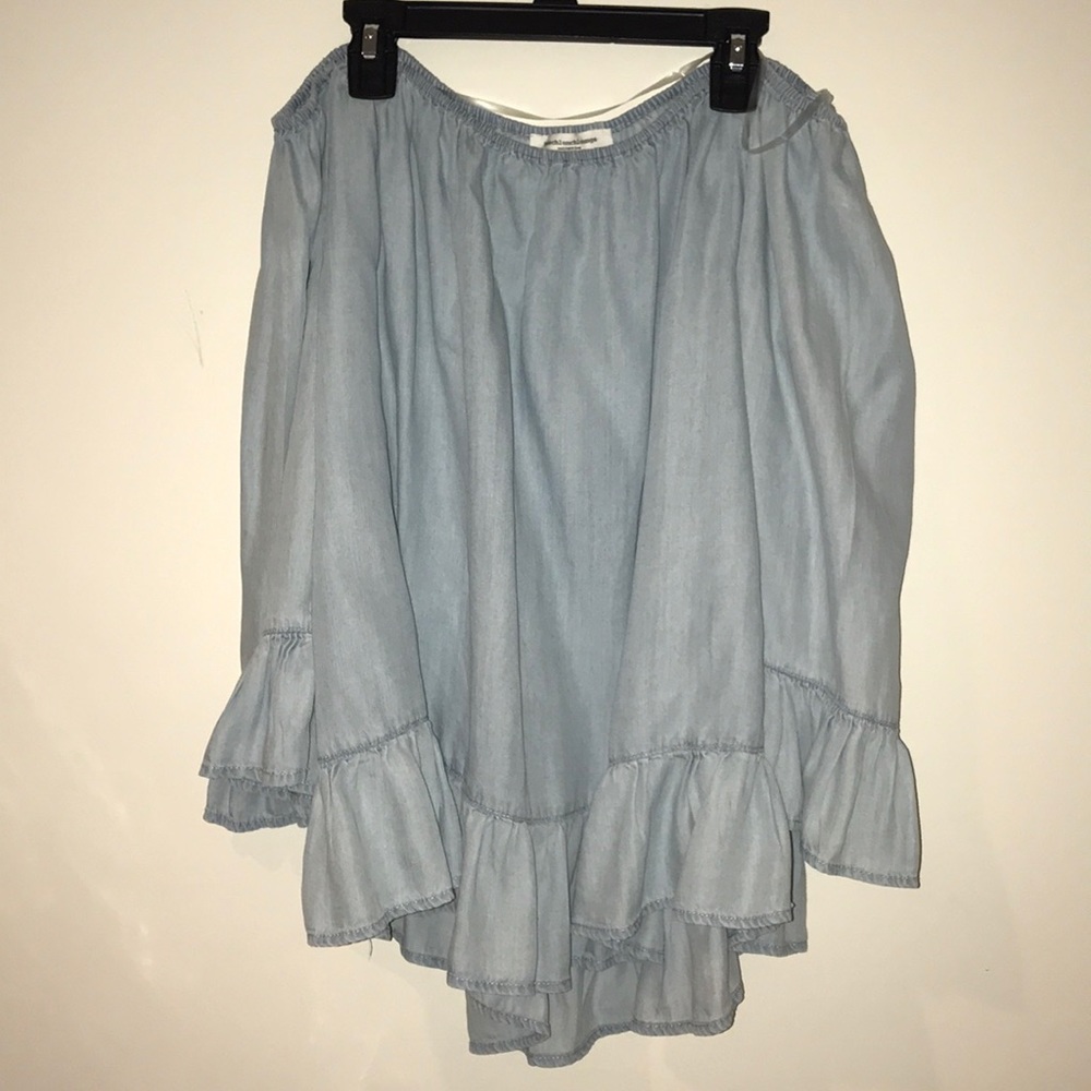 Off the Shoulder Long Sleeve